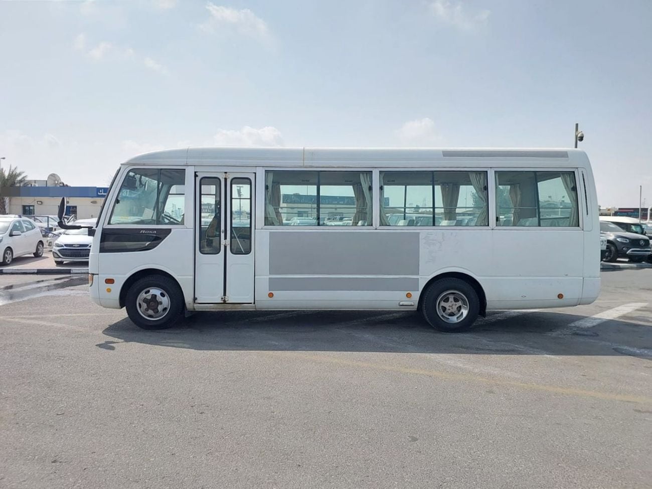 ميتسوبيشي روزا (RAMADAN OFFER) MITSUBISHI ROSA BUS RHD 2006 MODEL 4.9 L DIESEL MANUAL(PM00149)