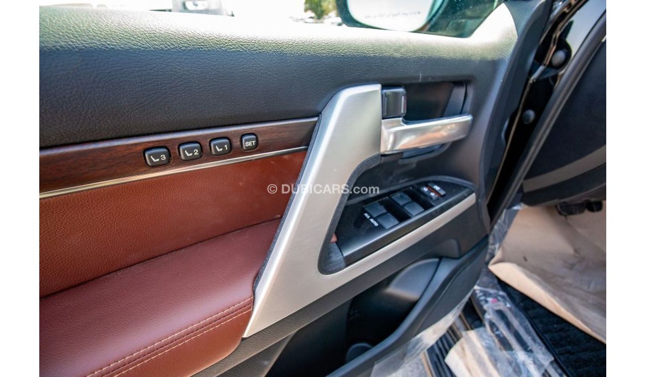 Toyota Land Cruiser 2020 Toyota Land Cruiser 5.7L VXR GTS | Top of the Line Option | For Export Only