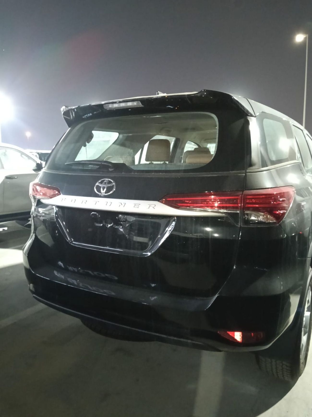 Toyota Fortuner GX2 4X4 Diesel 2.4L