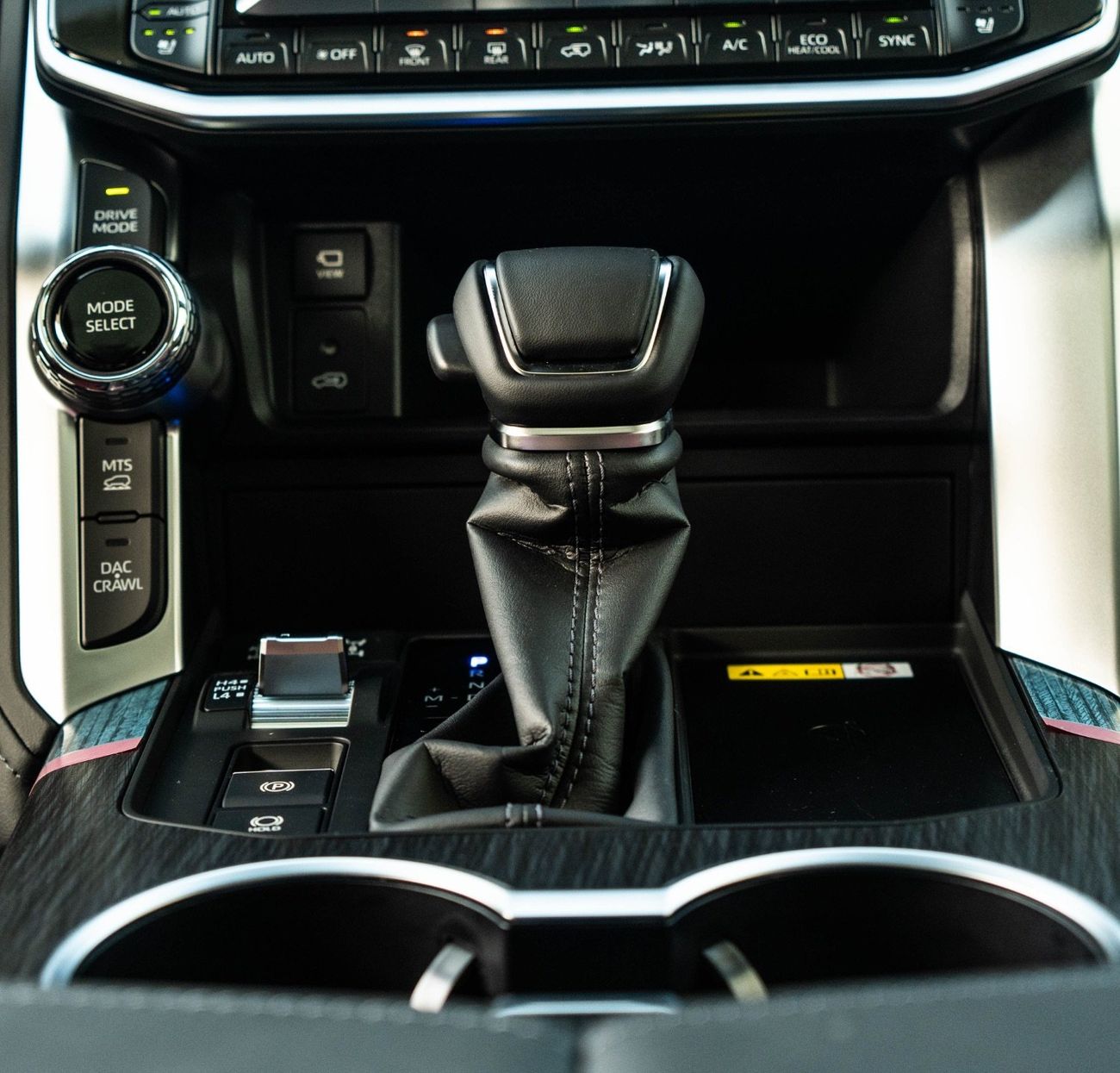 تويوتا لاند كروزر LC VXR 3.3 Diesel || 2025