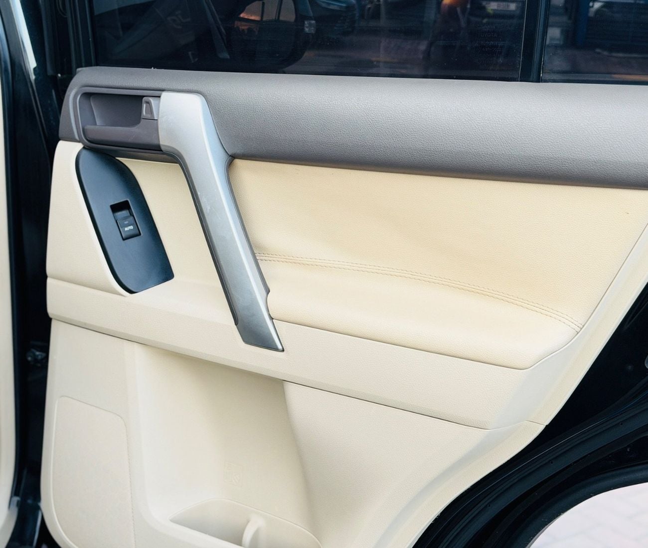 Toyota Prado TXL 2.7L