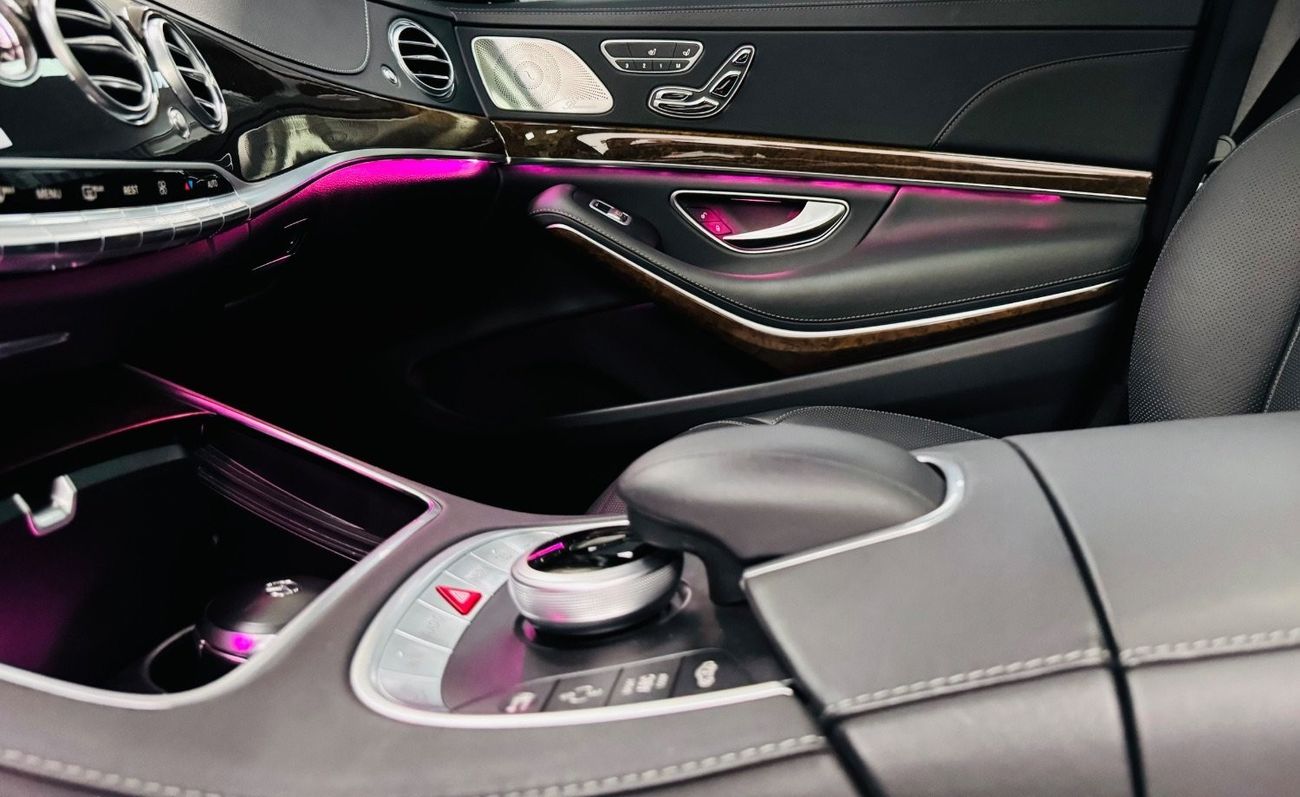 Mercedes-Benz S 500 AMG GCC .. FSH .. 25000 Km Only .. Original paint .. Brand New condition