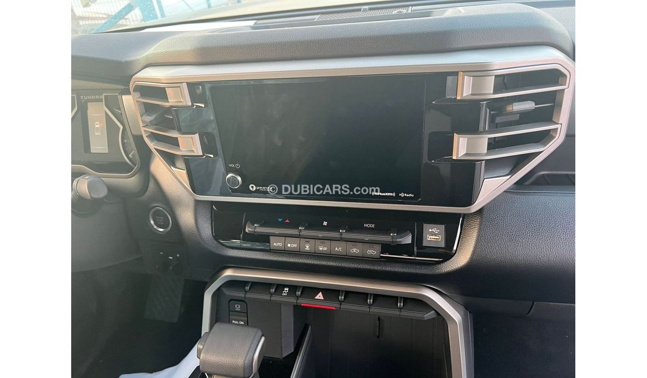 Toyota Tundra 3.5L SR5 CREW MAX