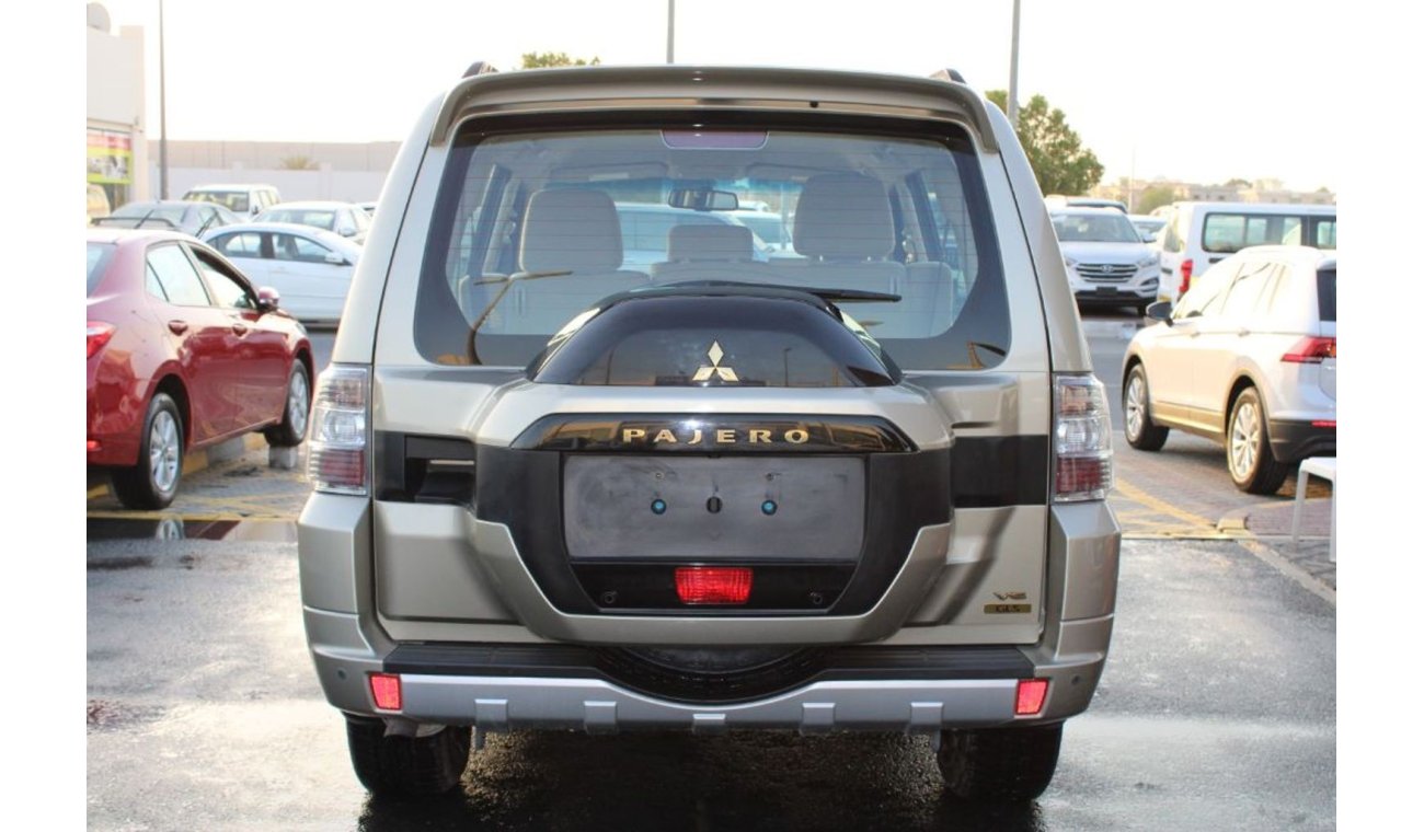 Mitsubishi Pajero GLS