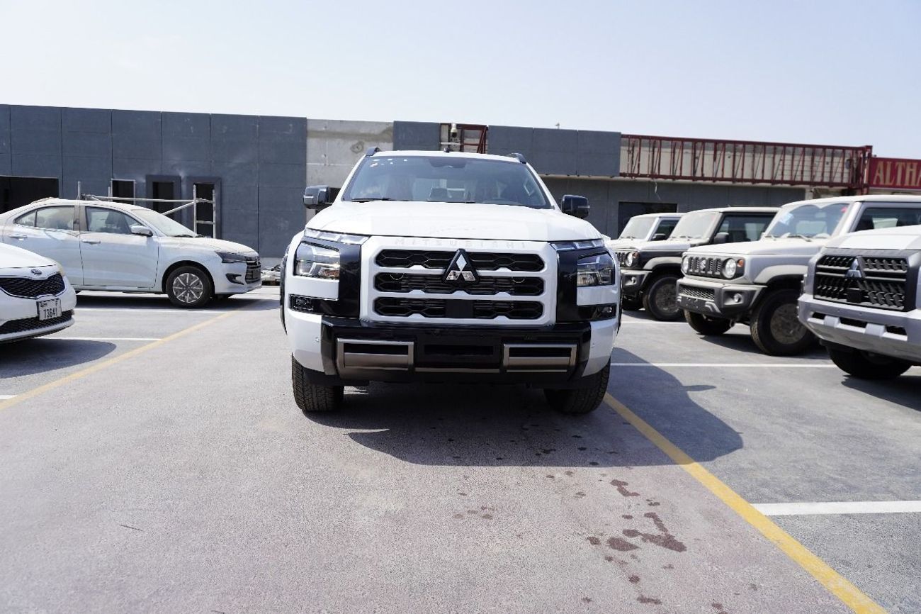 ميتسوبيشي L200 .