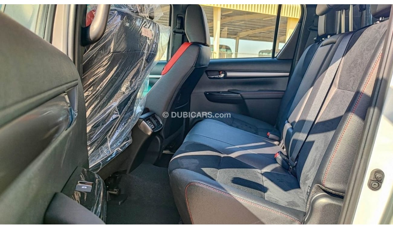 تويوتا هيلوكس HILUX GR 2.8L