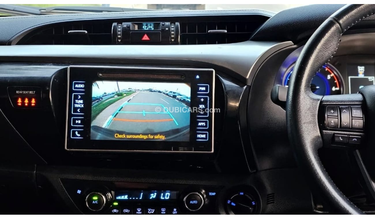 Toyota Hilux CONVERTED TO ROCCO 2023 | RIGHT-HAND-DRIVE | BLACK PREMIUM LEATHER SEATS | EXCELLENT CONDITION