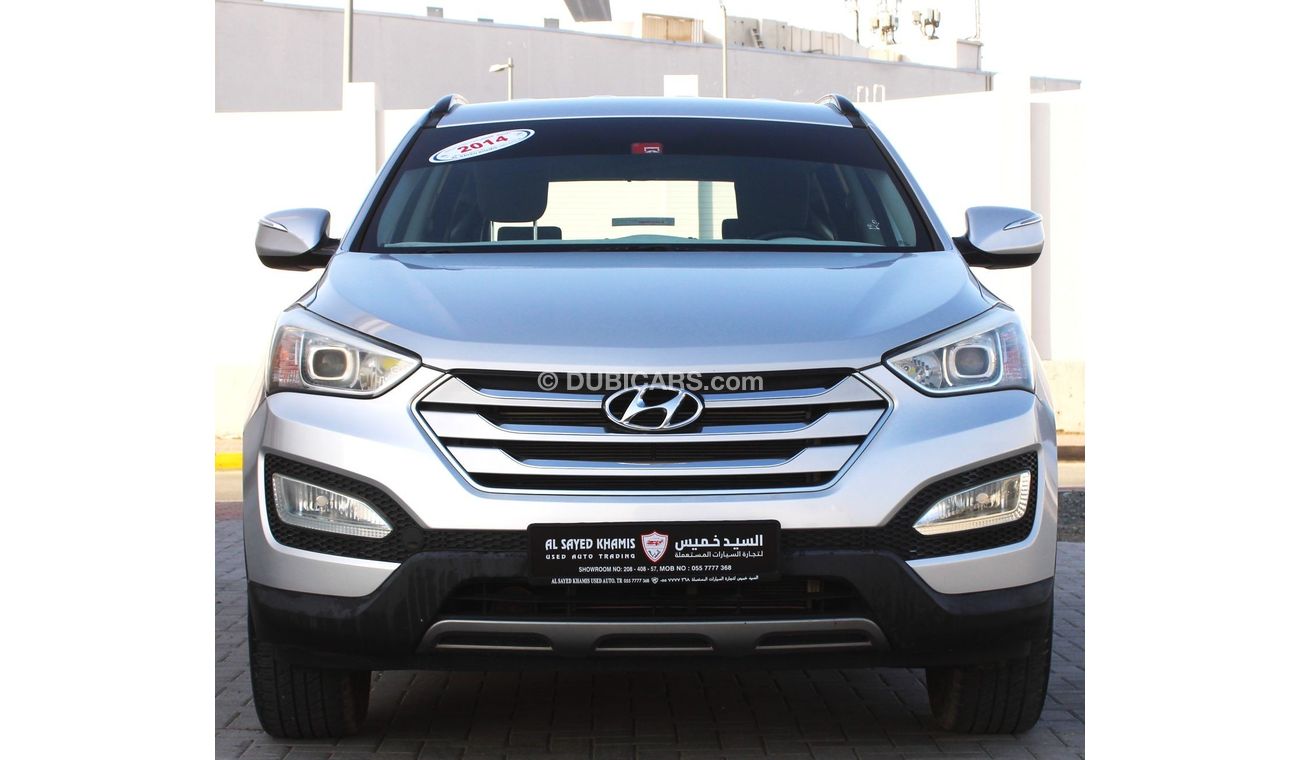 Hyundai Santa Fe GL Hyundai Santa Fe 2014 GCC, in excellent condition