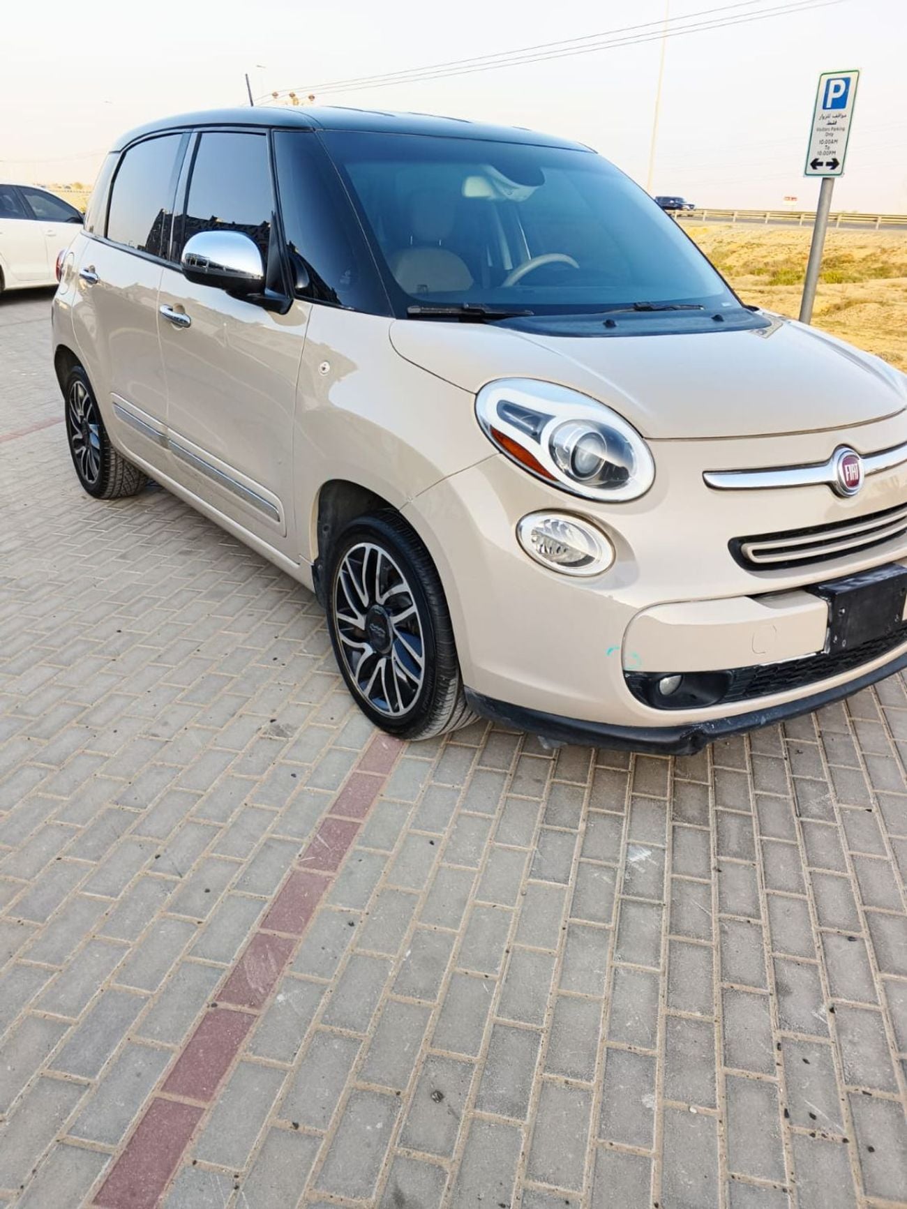 فيات 500L قيمة لا تُنافَس! فيات 500L موديل 2015 | حالة نظيفة جداً | واسعة واقتصادية – فقط 15,500 درهم!