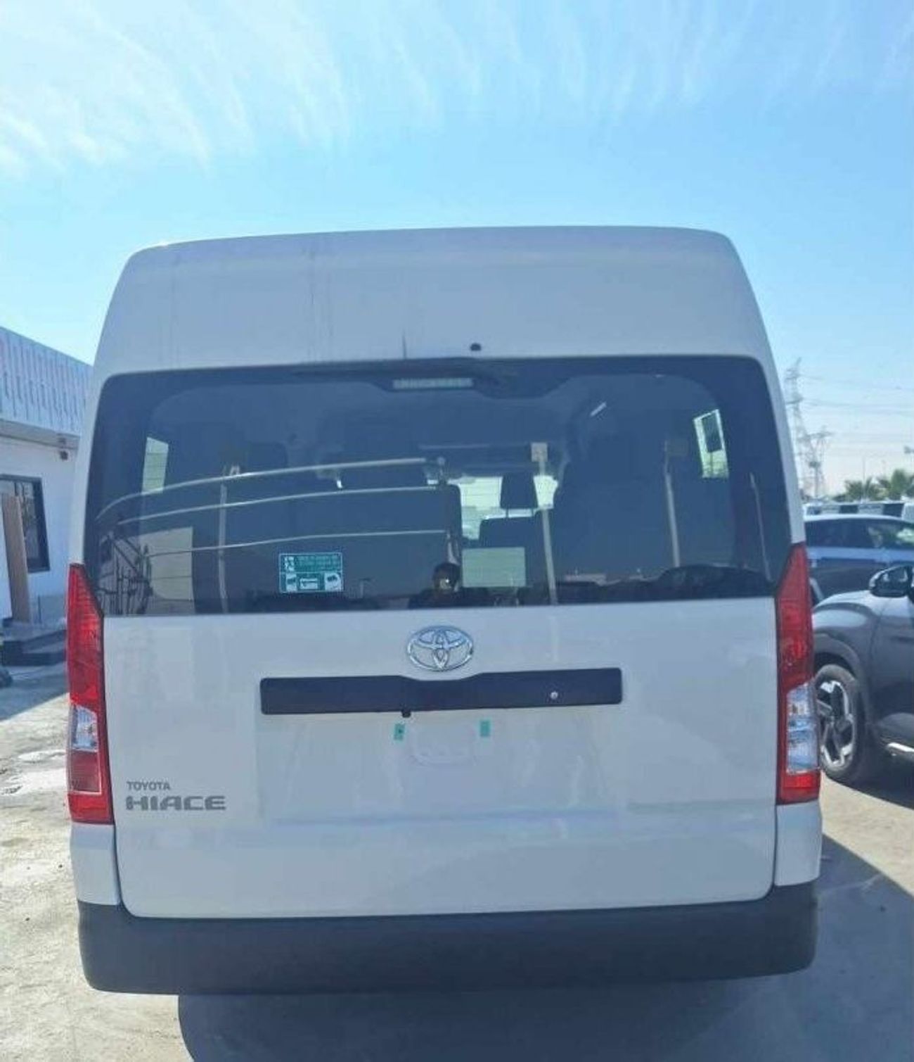 تويوتا هاياس 3.5 L , 13 seats , manual