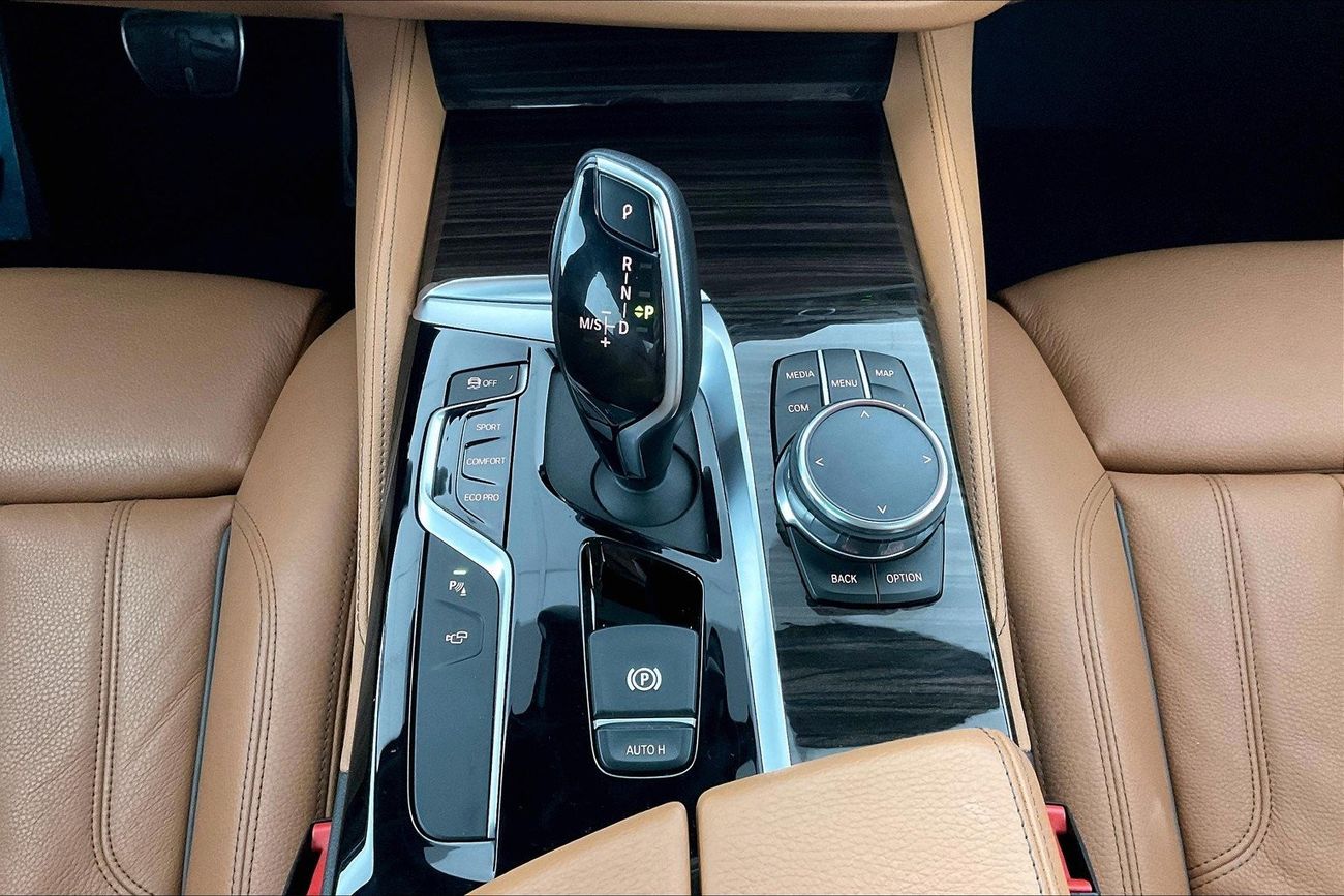 Volkswagen Tiguan Elegance | 1 year free warranty | 0 Down Payment