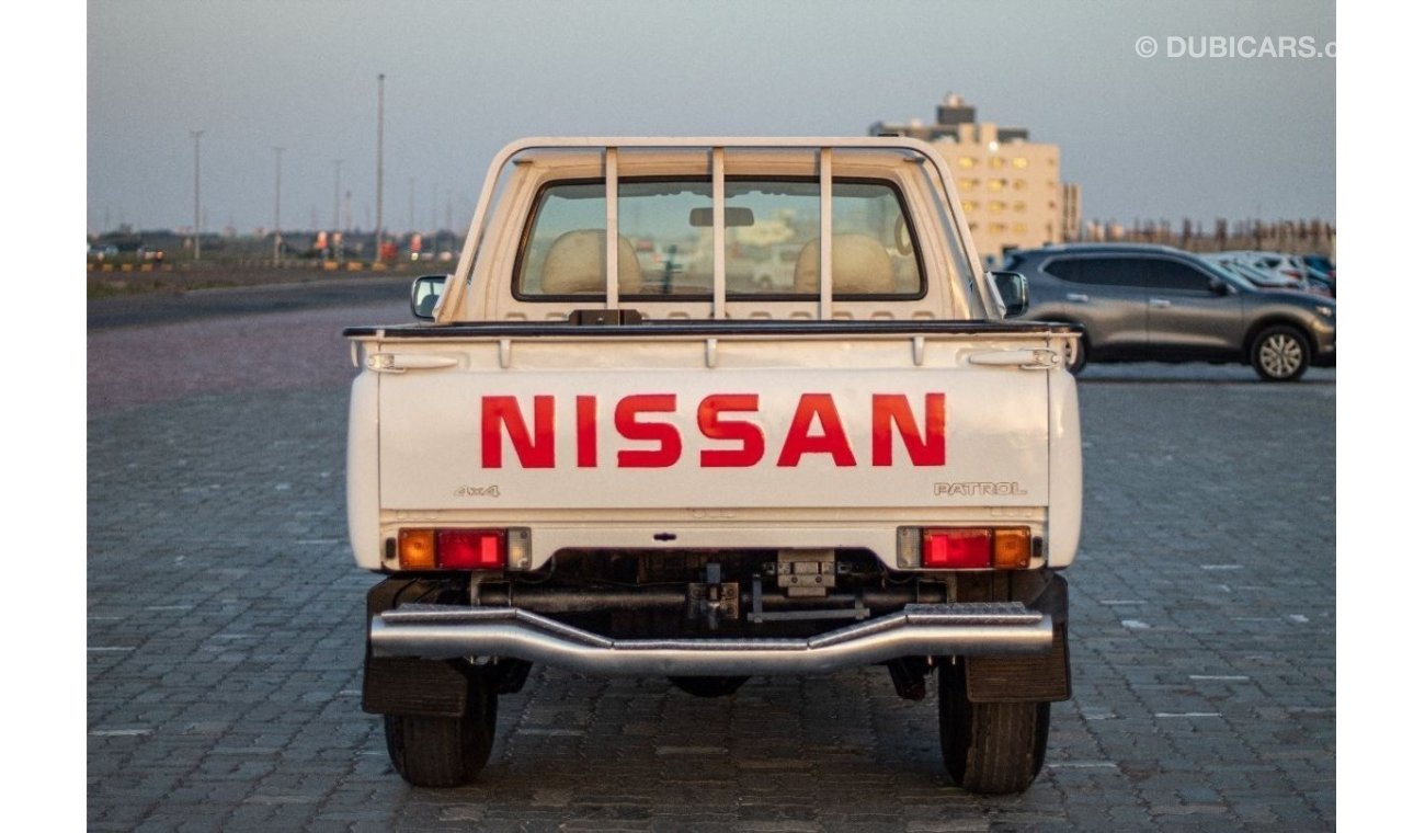 Nissan Patrol Pickup