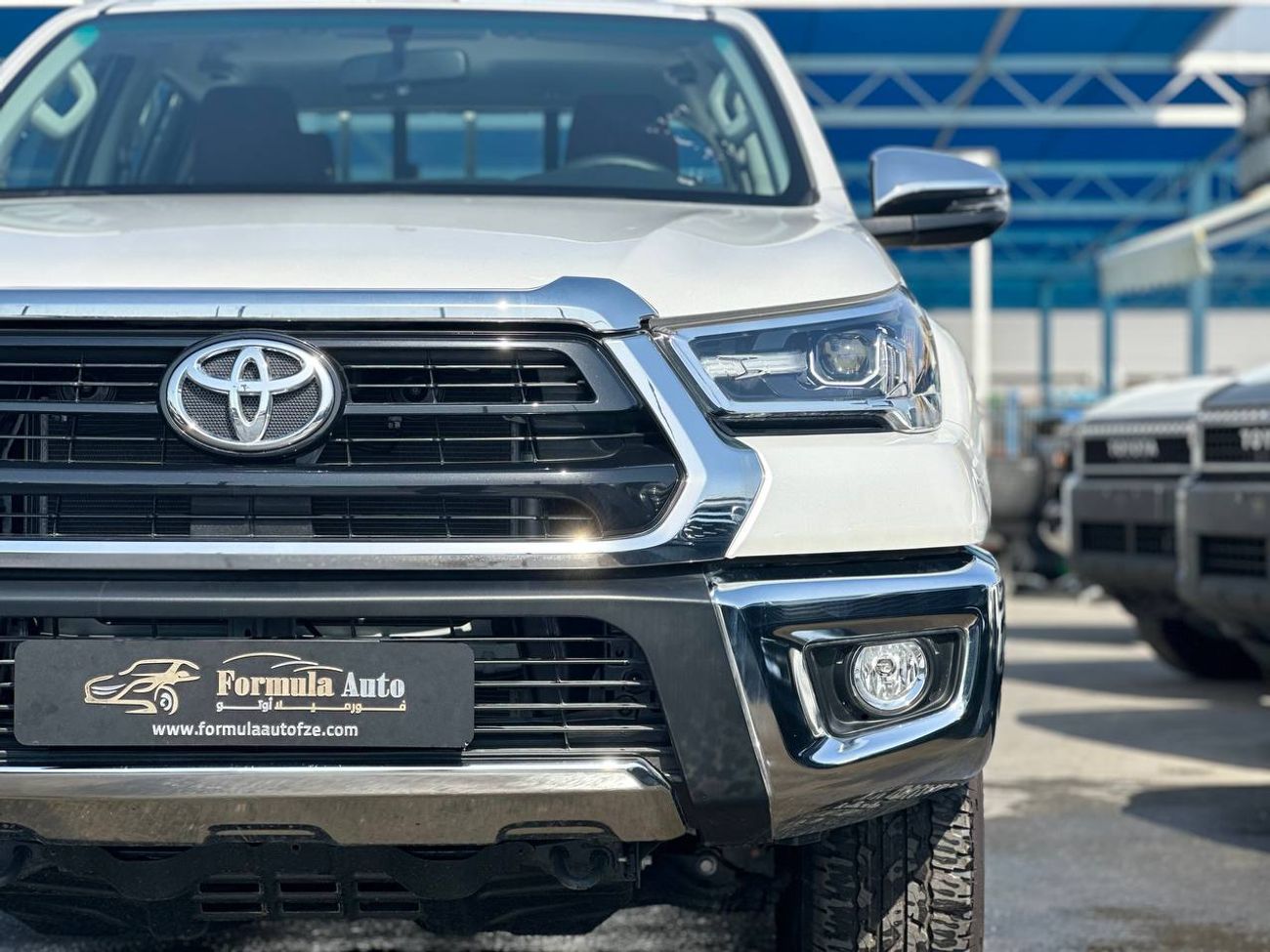 Toyota Hilux SR5 2.7L PTR A/T // 2026 // Full Option With Diff Lock , DVD&Back Camera , Rear AC // Special Offer