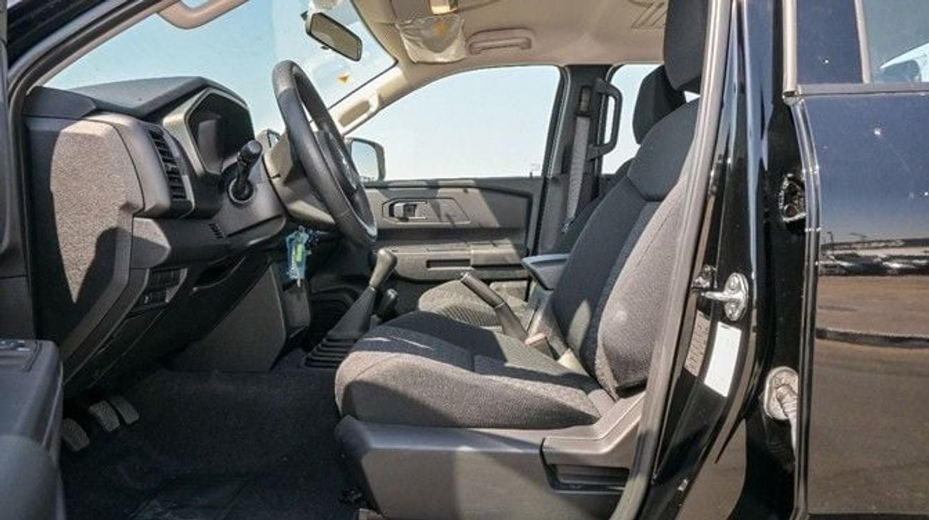 Mitsubishi L200 Mitsubishi L200 GLX DC 2.4L Diesel