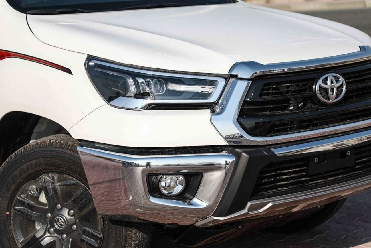Toyota Hilux 2025 TOYOTA HILUX GLXS 2.7 - SUPER WHITE inside MAROON | Export Only