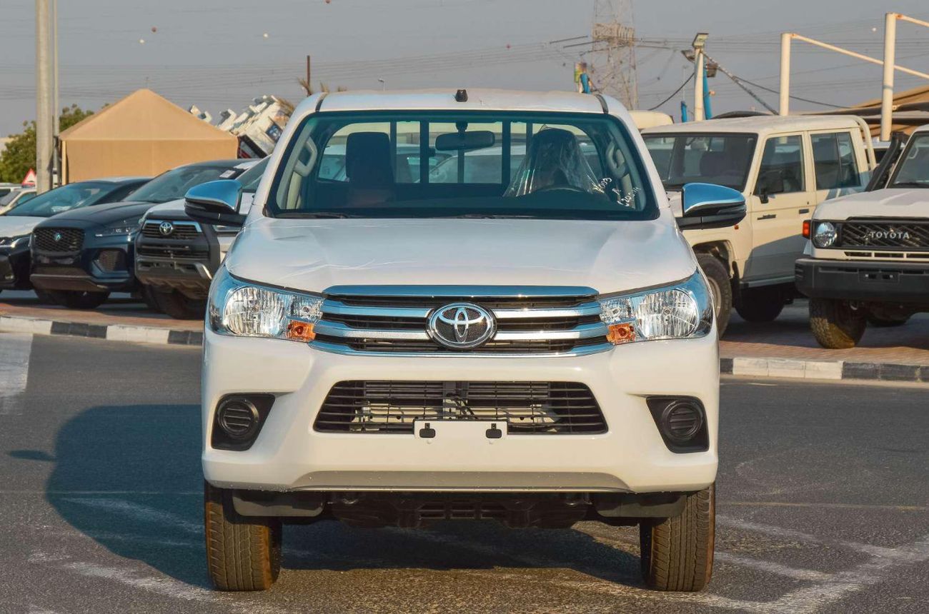 تويوتا هيلوكس DLX 2.4L 4WD DIESEL PICKUP 2026