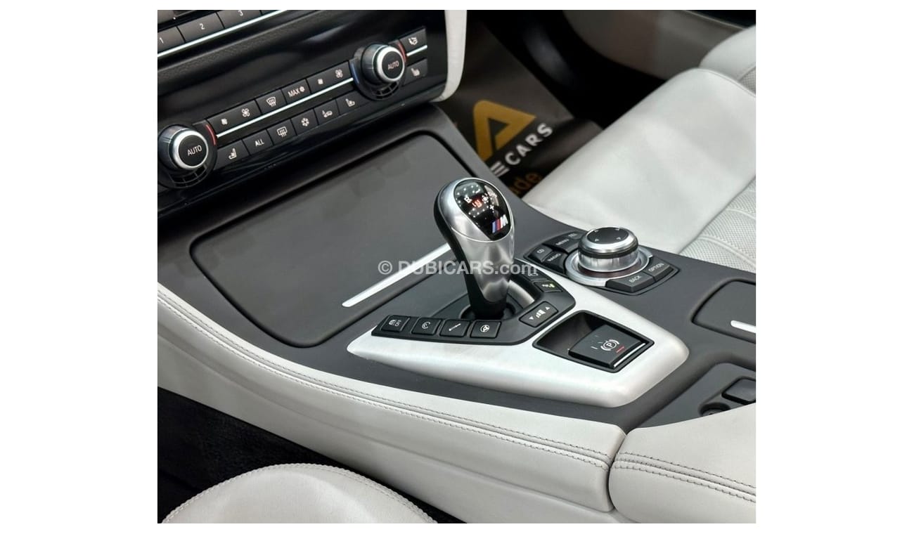 BMW M5 Std 2012 BMW M5 Vorsteiner, BMW Service History, Carbon Pack, Low Kms , GCC Specs