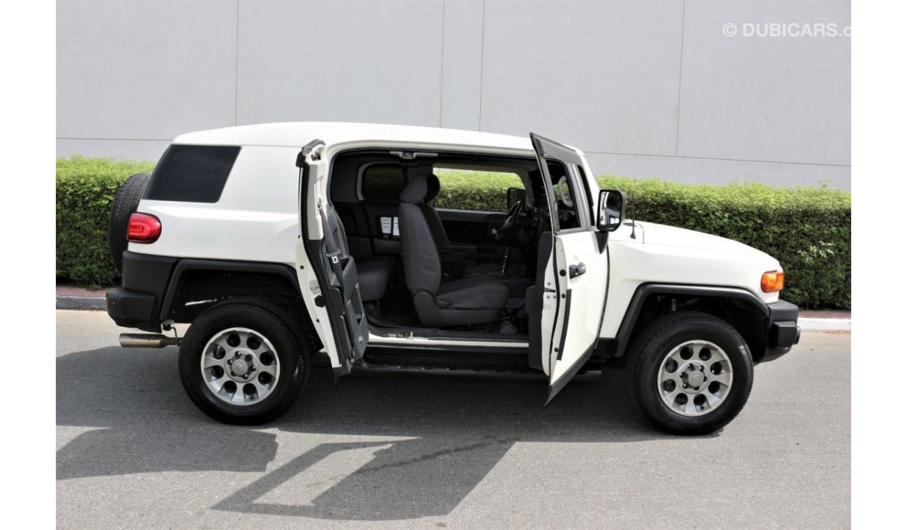 Toyota FJ Cruiser TOYOTA FJ CRUISER 2010 GULF SPACE FULL OPTIONS