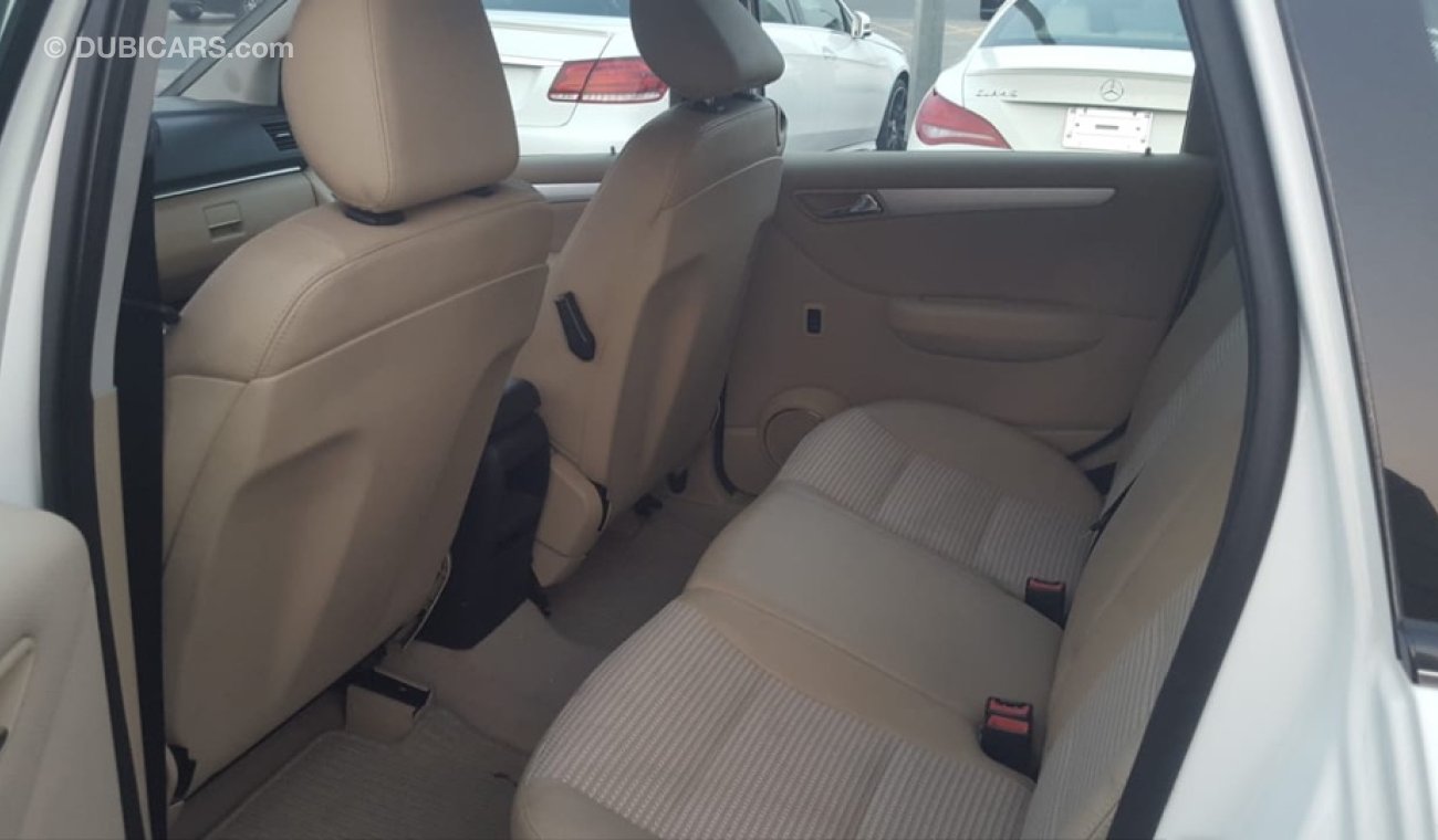 Mercedes-Benz B 200 model 2006 GCC car prefect condition full service full option low mileage one ow