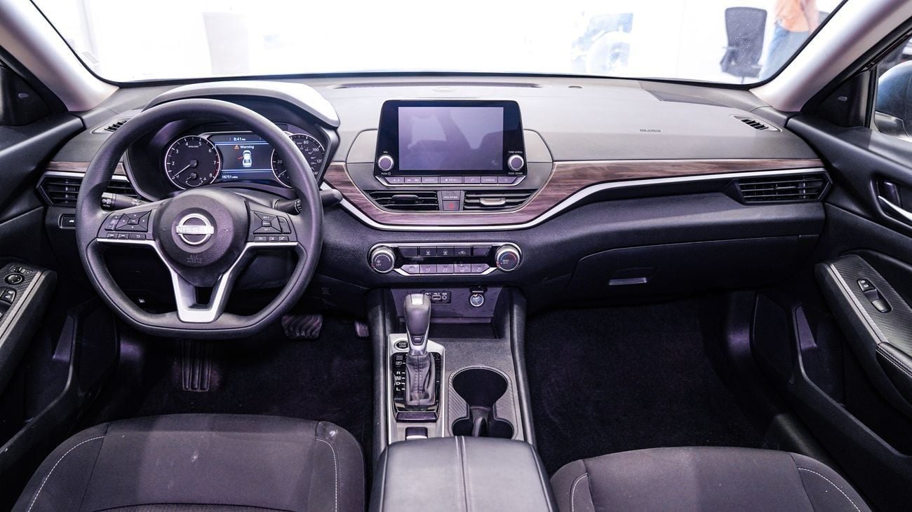 Nissan Altima SV