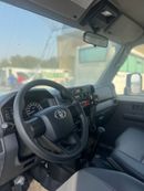 تويوتا لاند كروزر 70 LC hardtop 3 Doors 4.2 diesel Ambulance