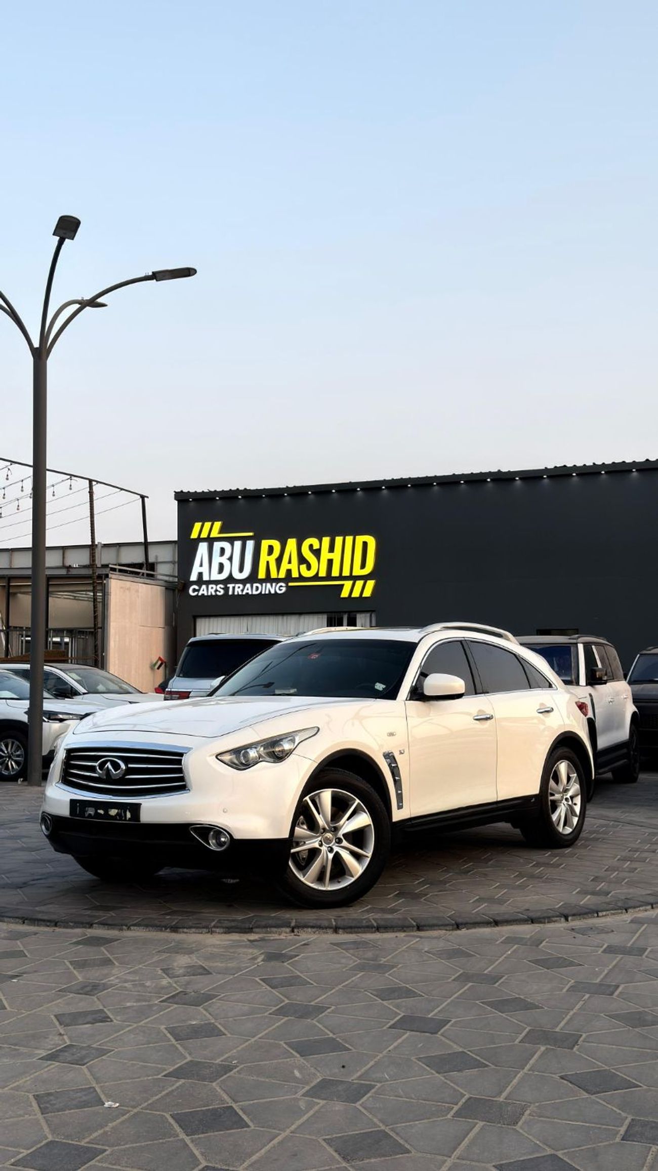 إنفينيتي Q70