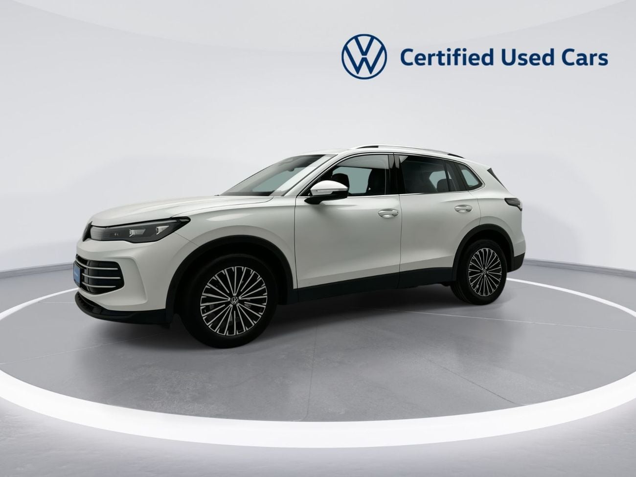 فولكس واجن تيجوان 1.4L | Panoramic Sunroof with Leather Seats  | VW Certified | GCC Specs