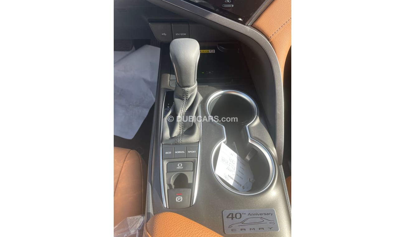 Toyota Camry 2023 MODEL V6  FULL OPTION