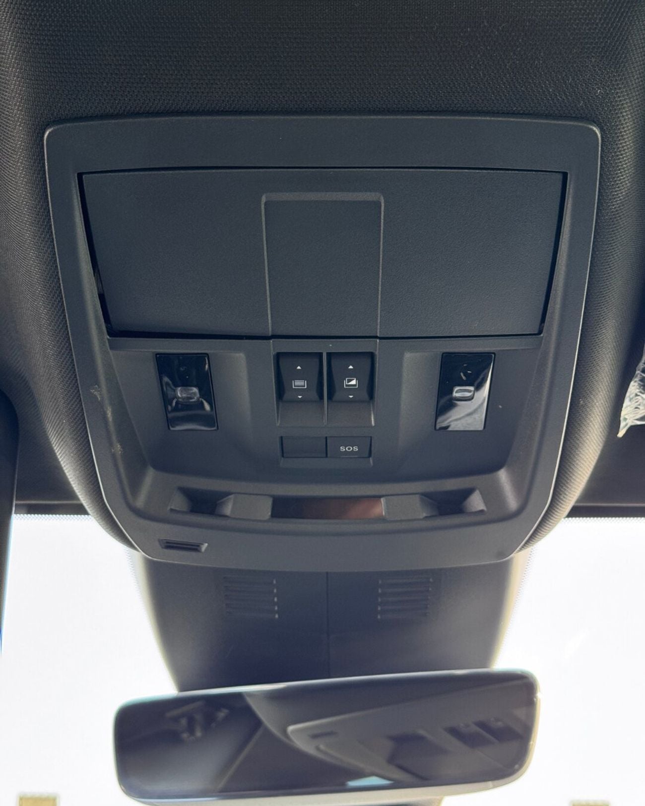 Peugeot 3008  NEW PEUGEOT 3008 - 1.6T - (2025 MODEL) GCC specs