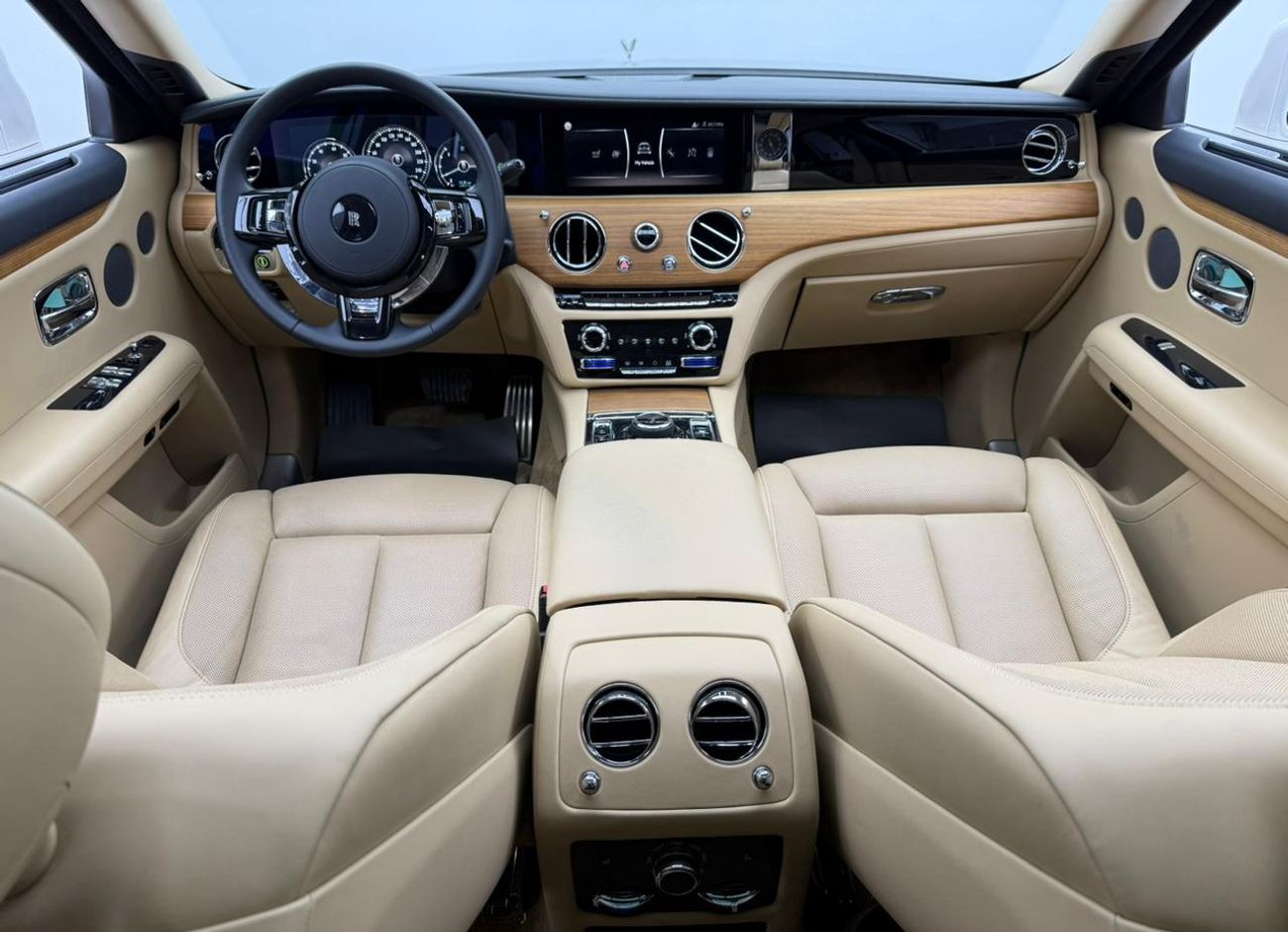 رولز رويس جوست 2022 Rolls Royce Ghost, 1 Year Warranty Unlimited Km, Full Service History