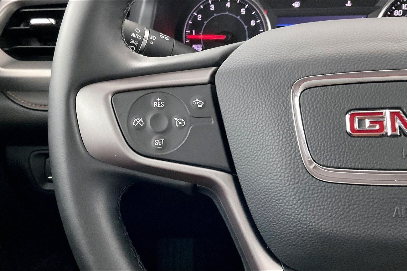 GMC Acadia AT4| 1 year free warranty | Flood Free