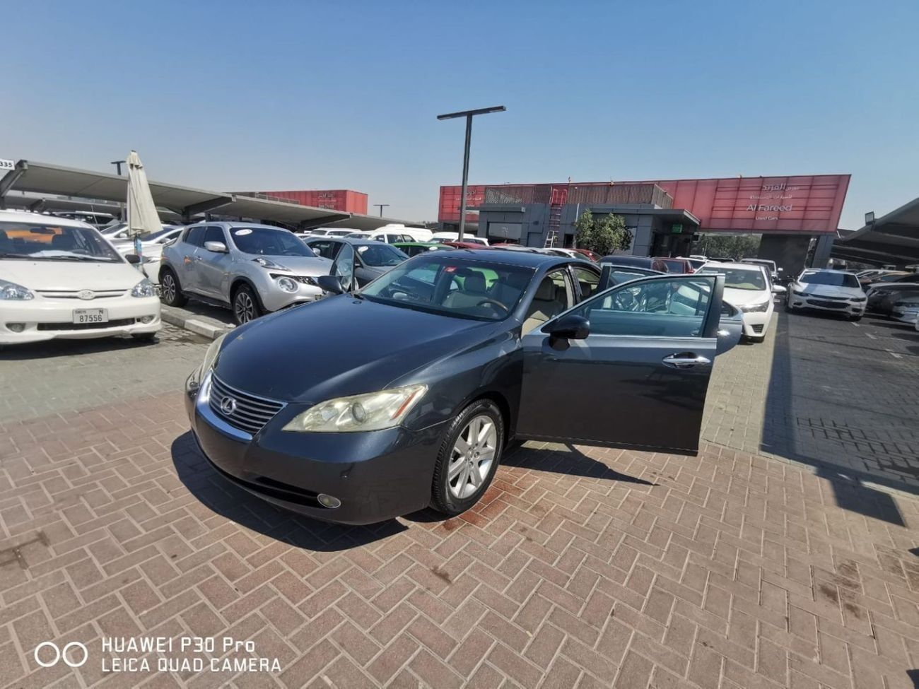 Lexus ES350 in excellent condition and requires no expenses