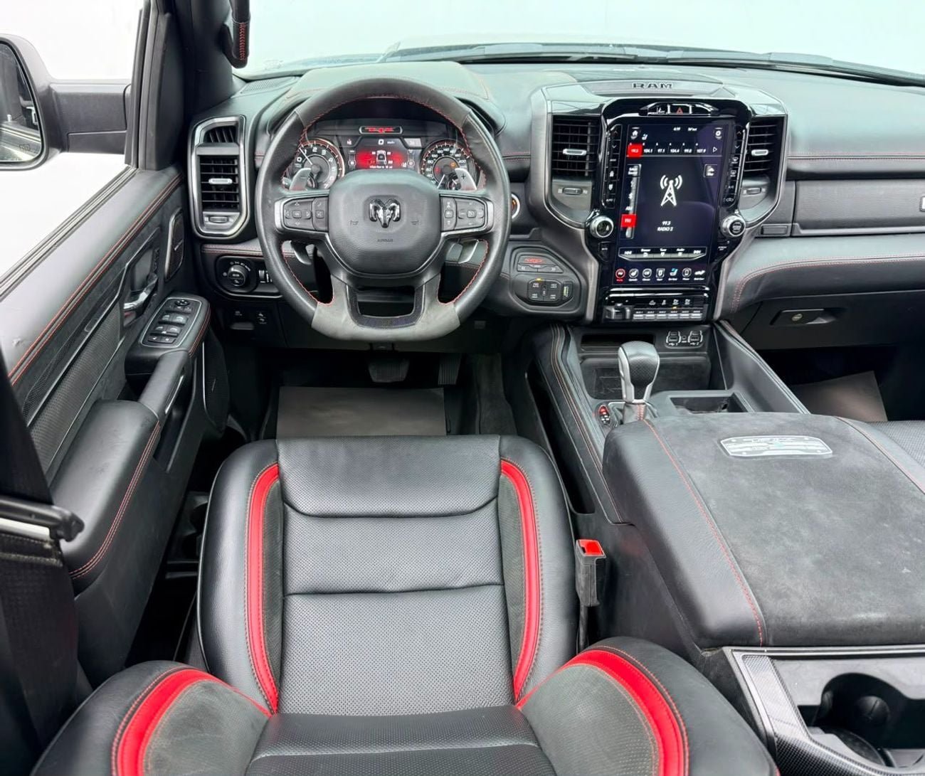 RAM 1500 TRX LUXURY 2021 RAM 1500 TRX V8, Warranty, Full RAM Service History, Low km, Excellent Condition, GCC