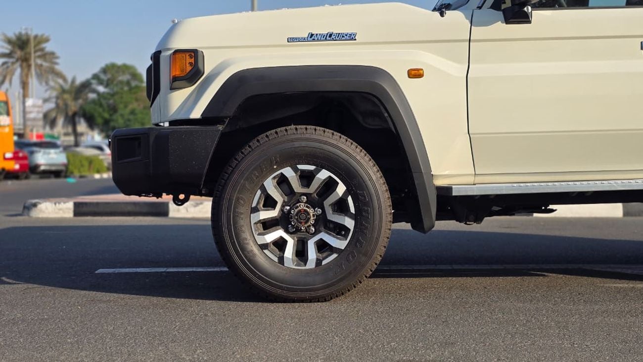 تويوتا لاند كروزر 70 LX 2.8L