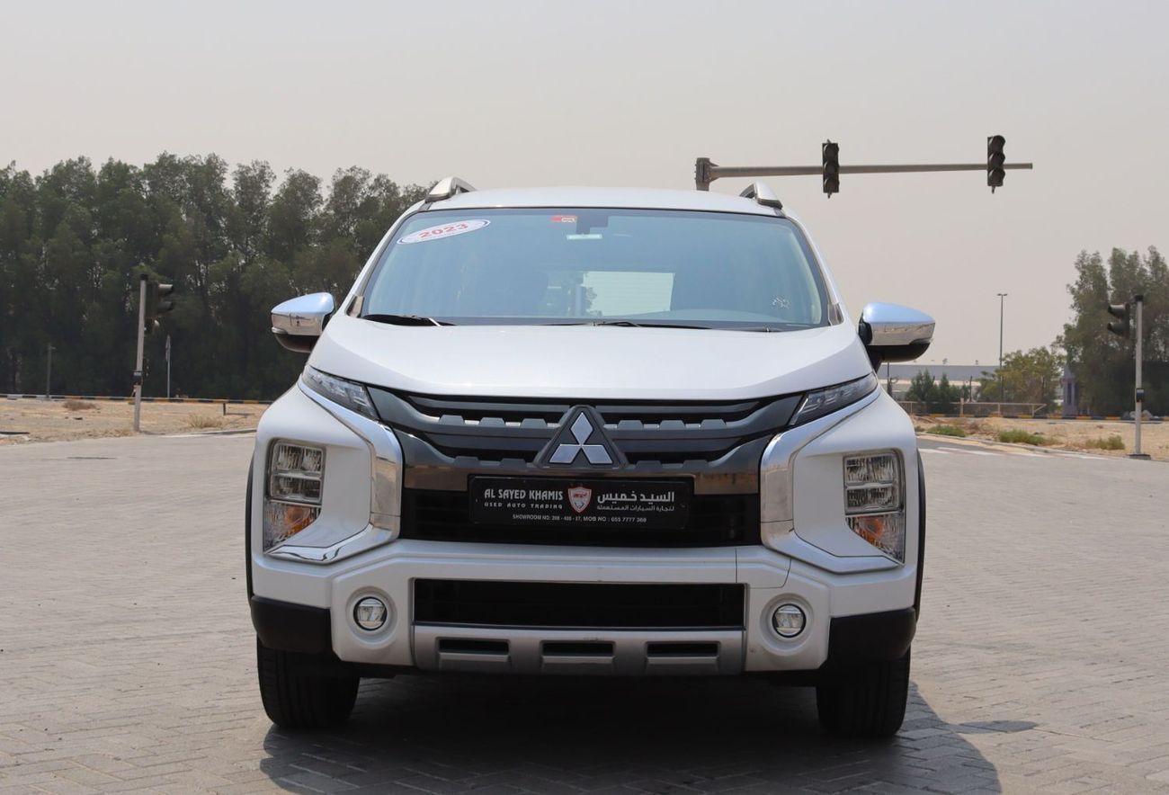 ميتسوبيشي إكسباندر ماتسوبيشى إكسبندر كرووس - موديل 2023 سياره خليجيه بدون حوادث بحاله ممتازه وممشى 73000 كيلو متر