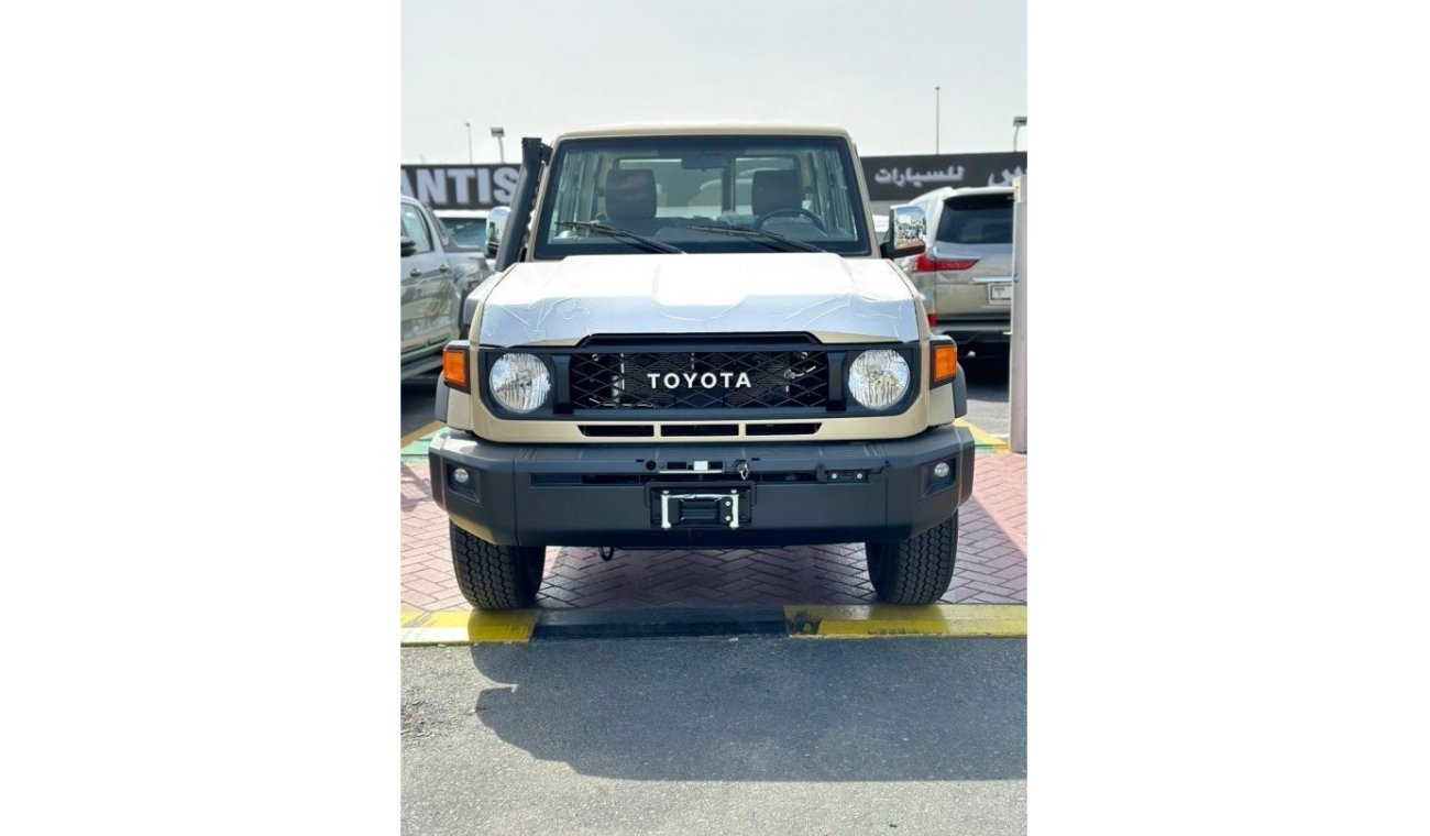 تويوتا لاند كروزر هارد توب Toyota Land Cruiser 76 petrol 4.0L automatic model 2024