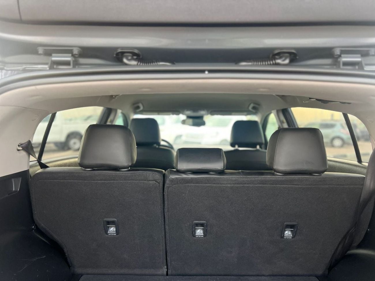 Kia Sportage 2020 Kia Sportage LX Mid - option - 2.4L V4 - AWD 4x4 - Rear Camera - Leather Seat - 2 keys