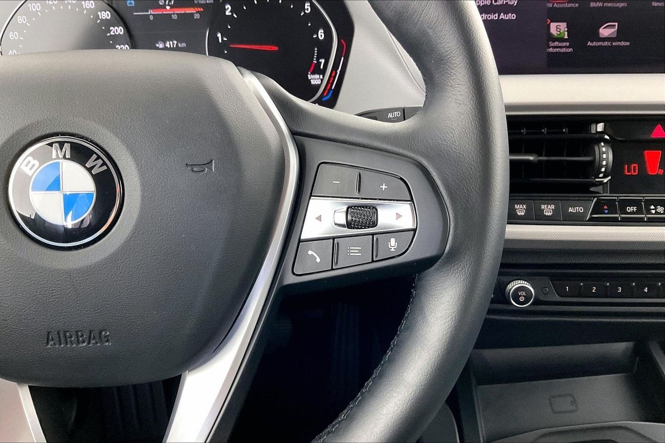 بي أم دبليو 120i Joy Edition | عرض العيد الحصري | خالية من أضرار الفيضانات