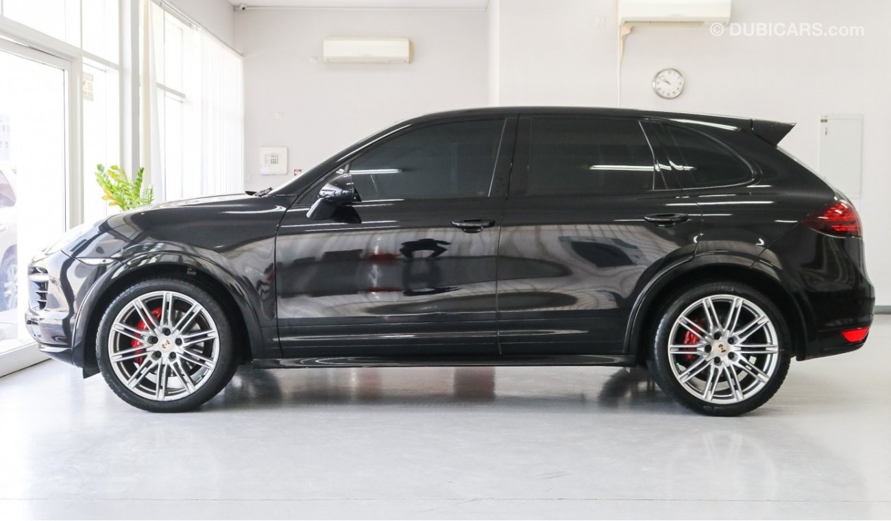 Porsche Cayenne GTS