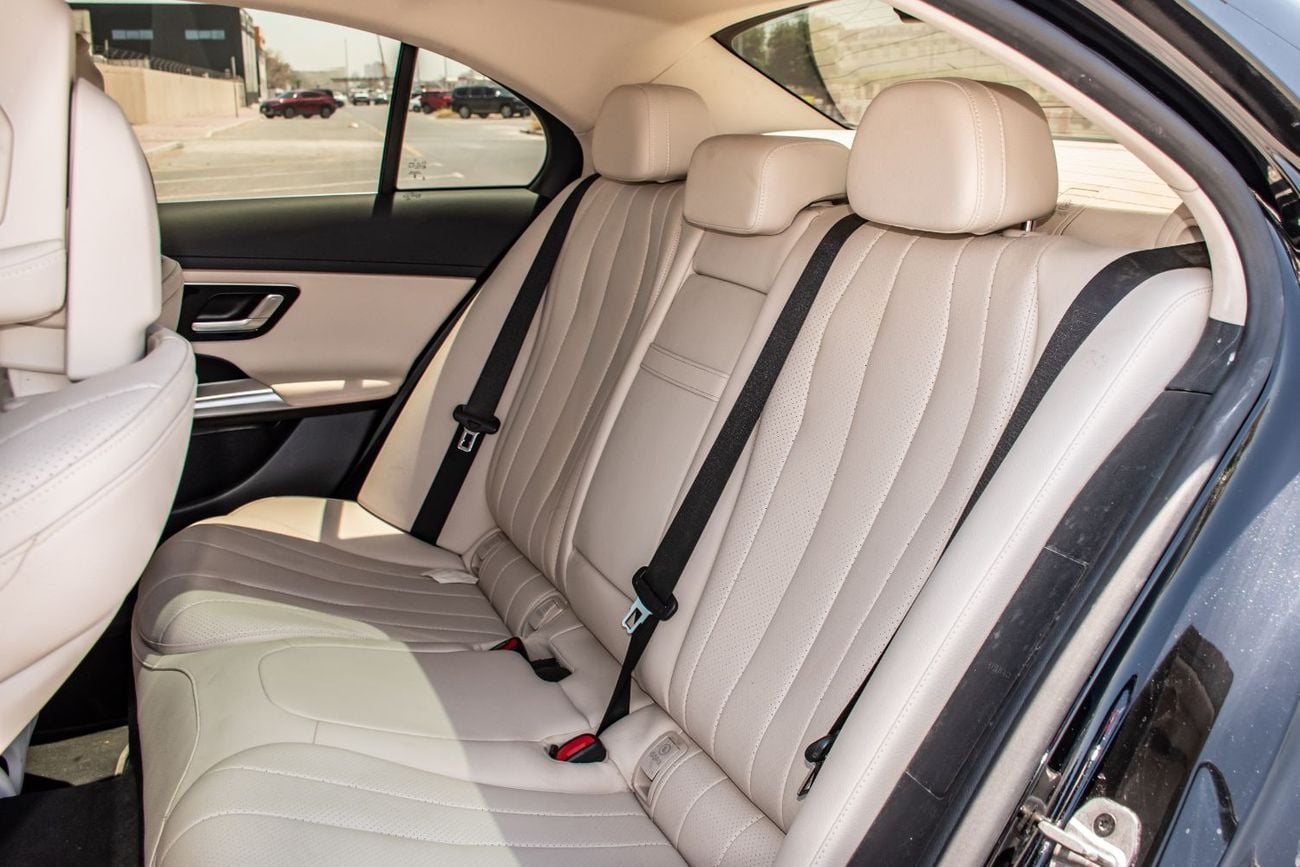 Mercedes Benz E200 STD