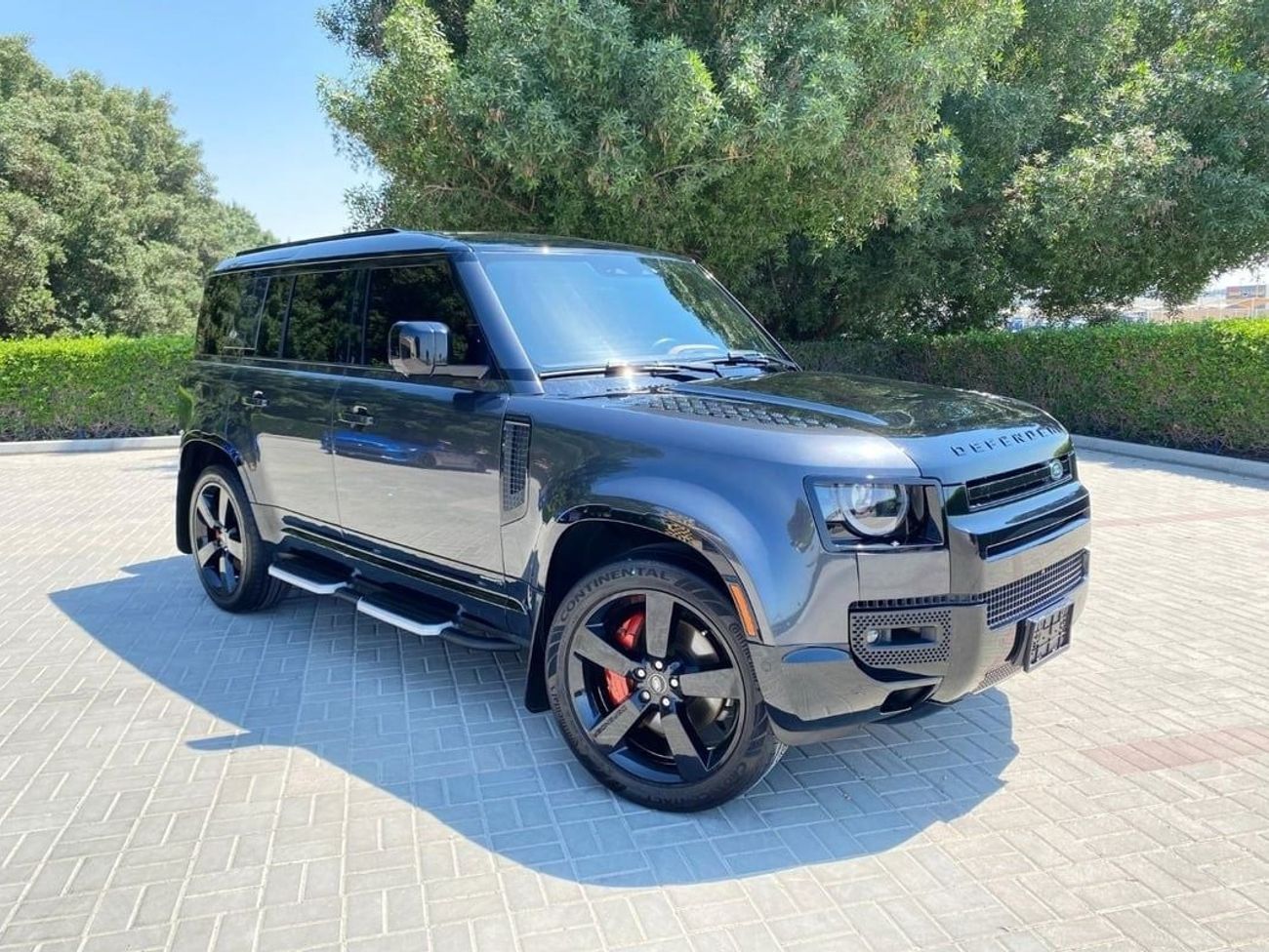 Land Rover Defender 110 X P400 3.0L Land Rover Defender X - 2022 - Grey/Black