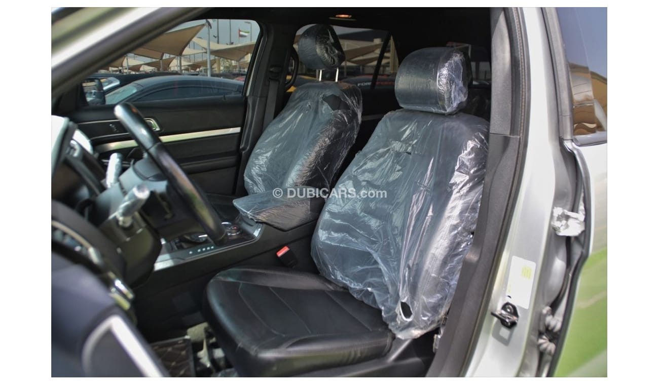 Ford Explorer XLT CLEAN CAR //AIR BAGS//FULL OPTION//PANORAMIC