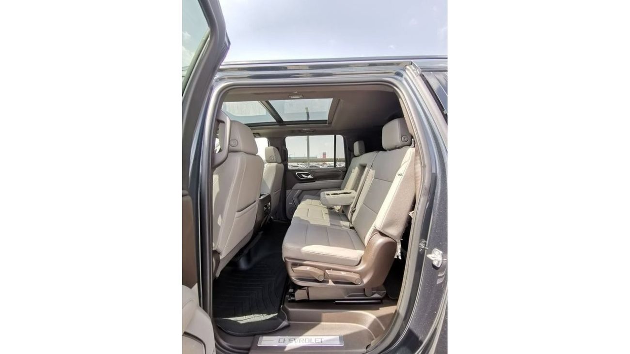 Chevrolet Suburban Chevrolet Z71 Suburban - 2022 - Grey