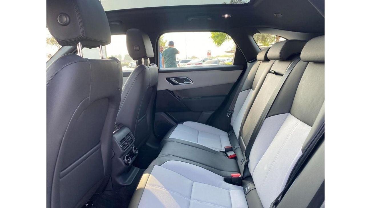 Land Rover Range Rover Velar **2024**GCC SPEC UNDER WARRANTY AND SERVICE CONTRACT