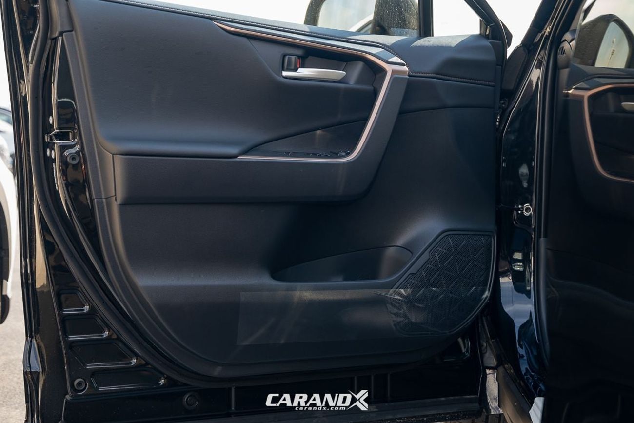 تويوتا وايلدلاندر Toyota Wildlander 2.0L Luxury Plus 4WD 2025