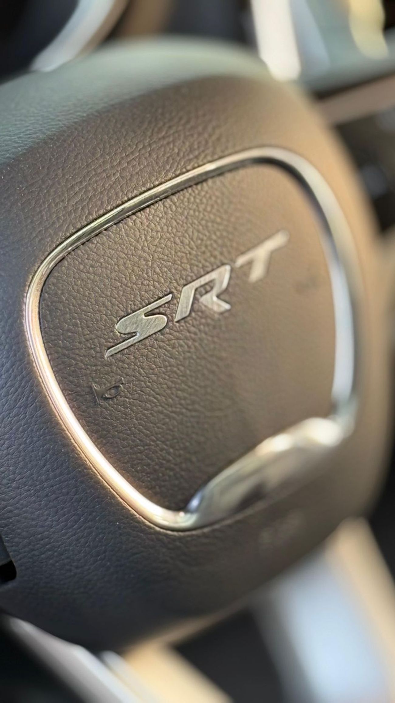 جيب جراند شيروكي SRT8 6.4L