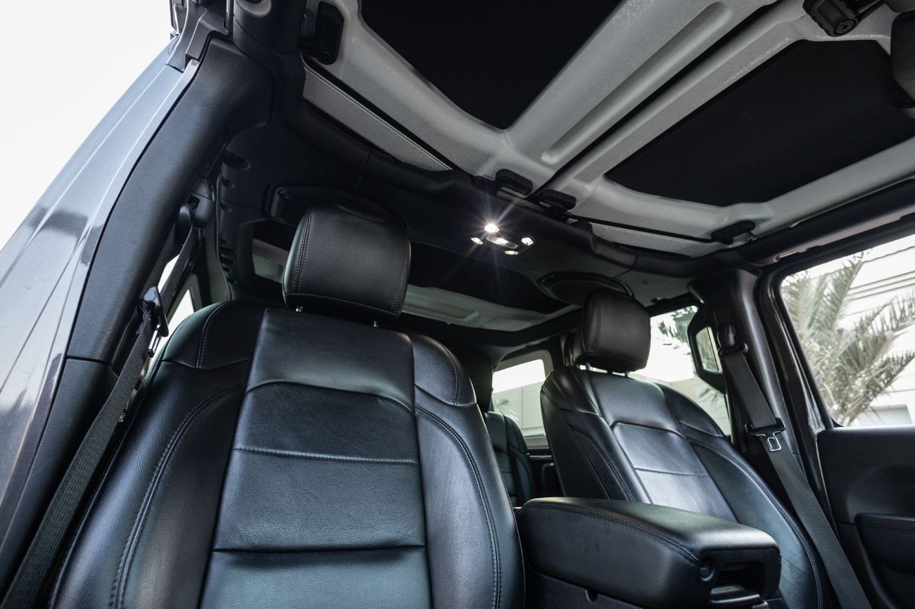 جيب رانجلر Unlimited Sahara 3.6L