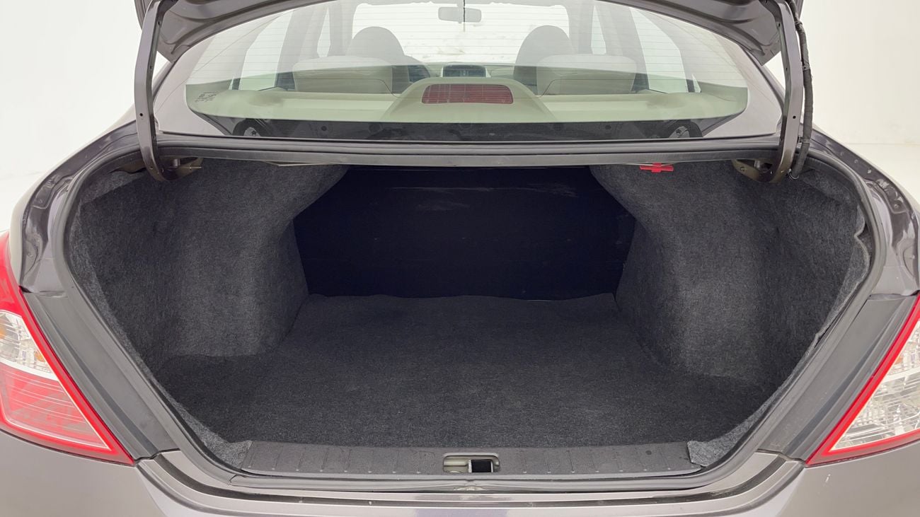 نيسان صني SV 1.5 | بدون دفعة مقدمة | اختبار القيادة في المنزل