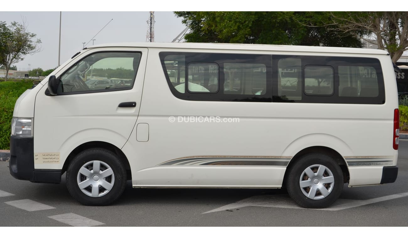 Toyota Hiace Toyota Hiace 2014 - GCC SPEC-Low mileage 50,000 kM Only - accident free