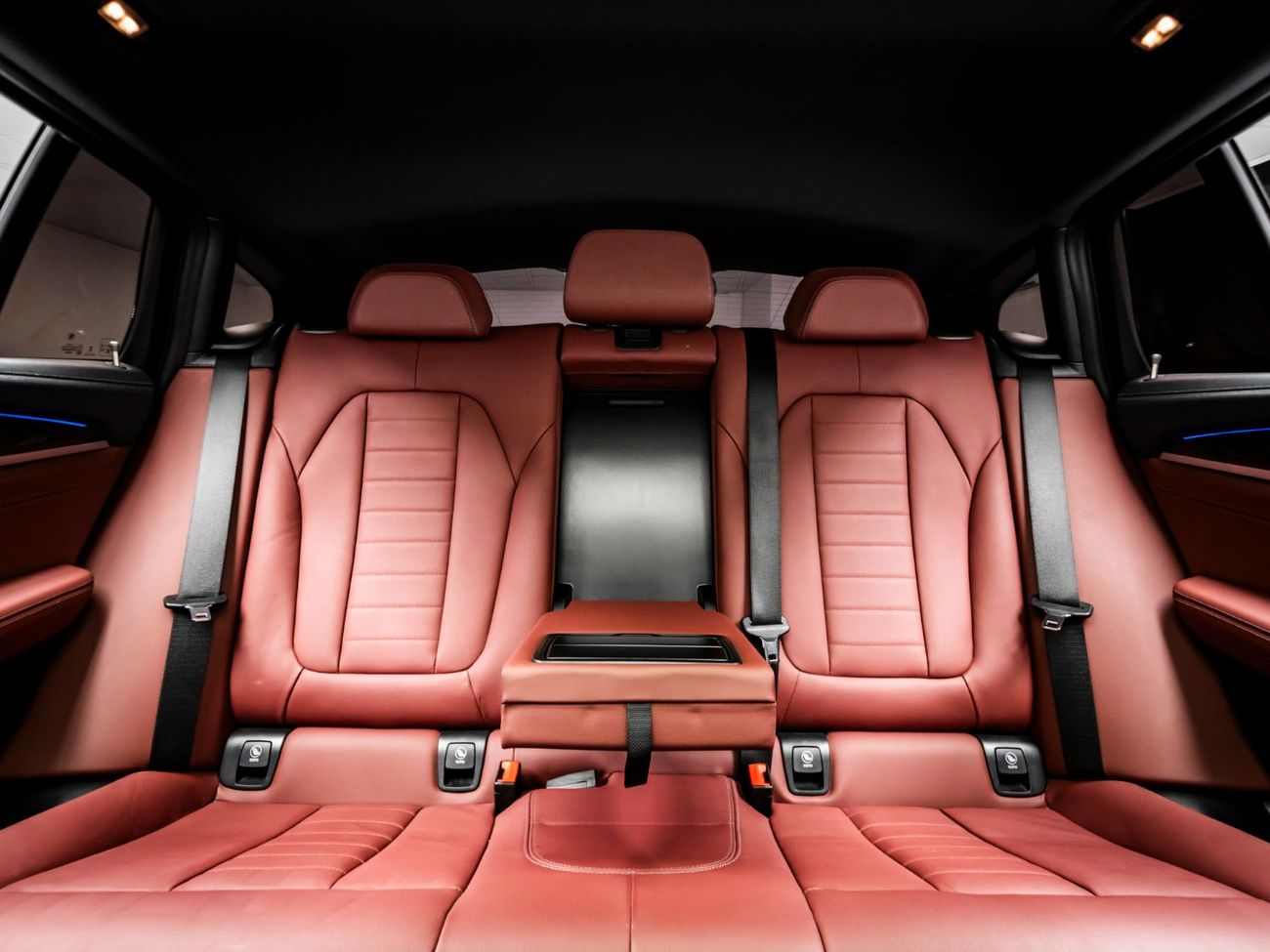 بي أم دبليو X4 xDrive 30i M Sport 2.0L